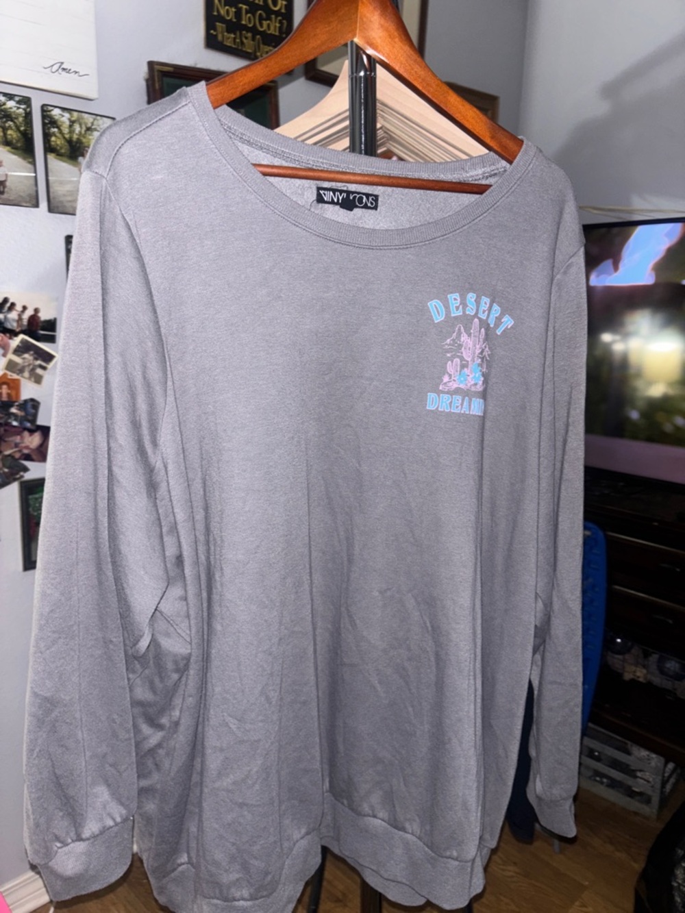 Vinyl Icons Graphic Sweatshirt